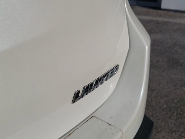 Used 2019 Toyota Highlander Limited image 8