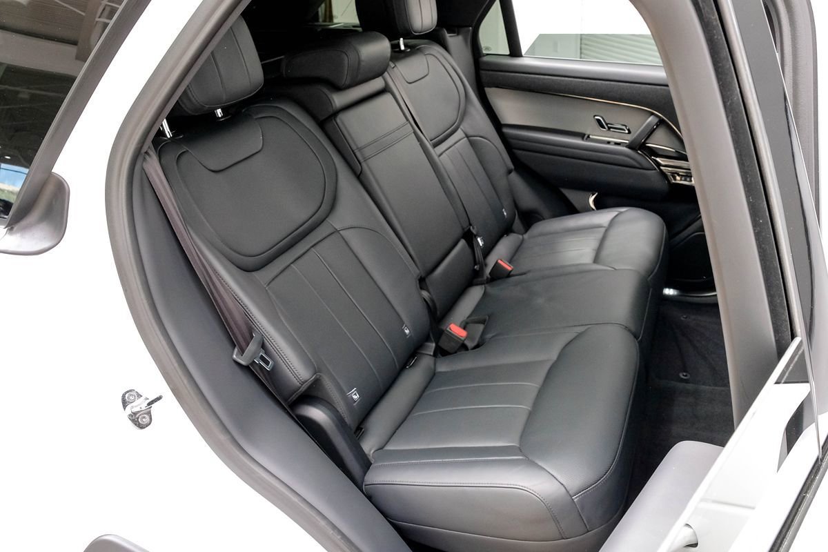 Used 2024 Land Rover Range Rover Sport Dynamic SE AWD/4WD image 31