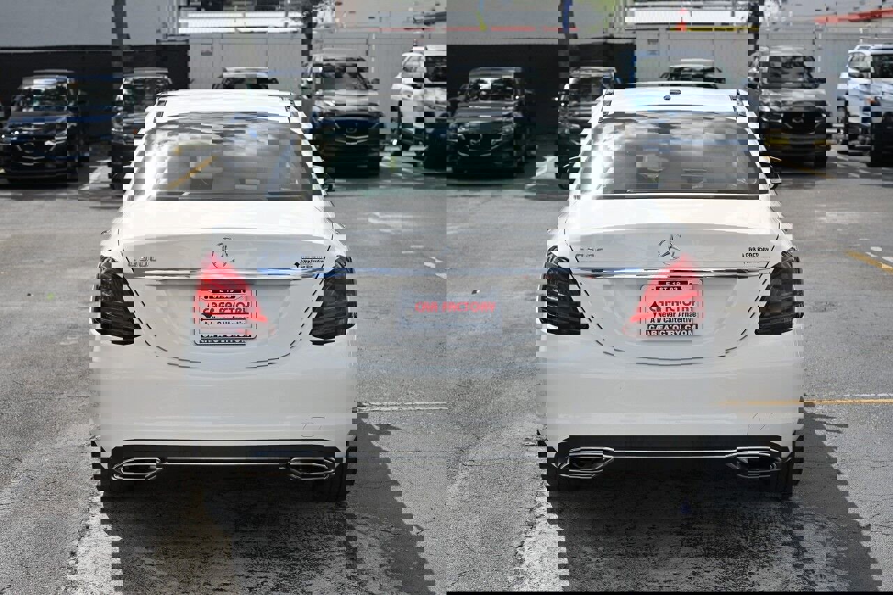 Used 2021 Mercedes-Benz C 300 Sedan w/ Premium Package image 5