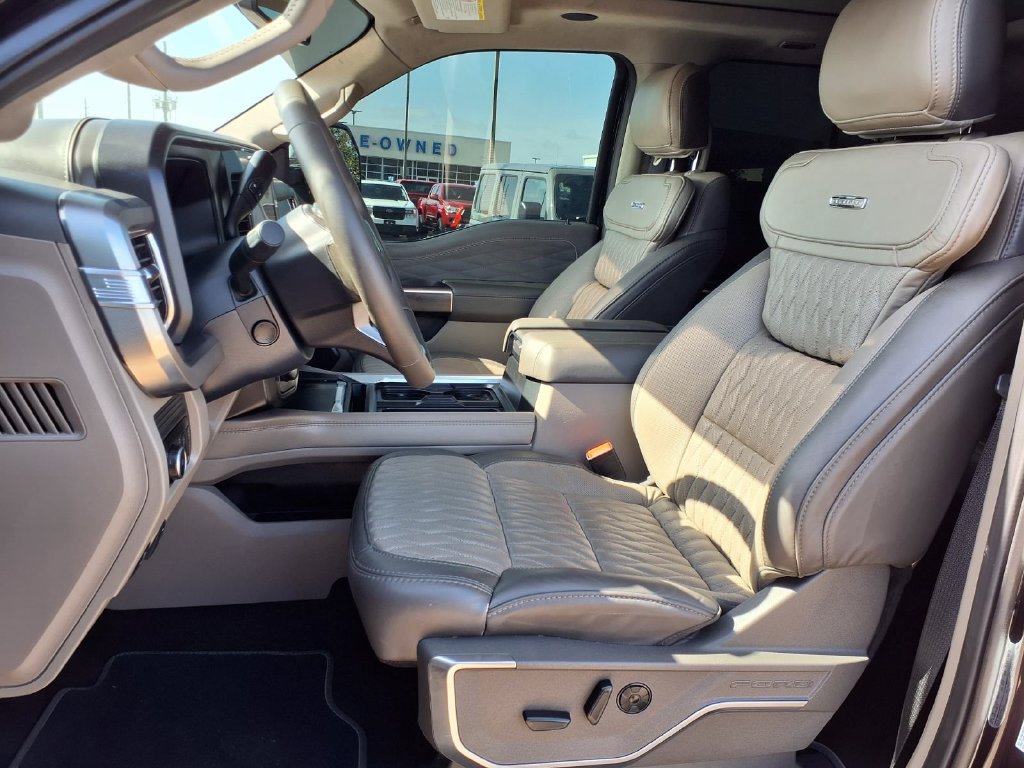 Used 2026 Ford F450 Platinum w/ Platinum Plus Package AWD/4WD image 26