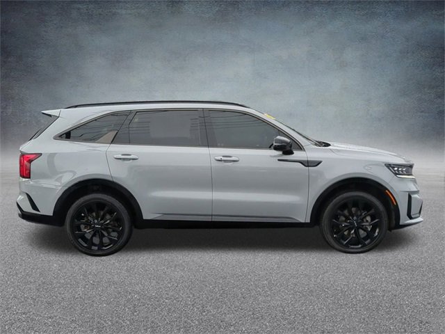 Used 2023 Kia Sorento SX image 10
