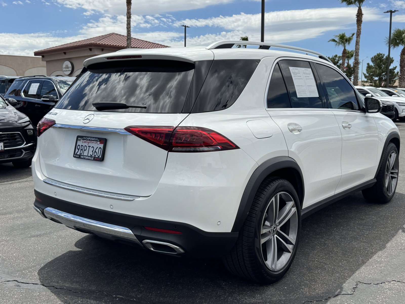 Used 2022 Mercedes-Benz GLE 350 w/ Premium Package image 6