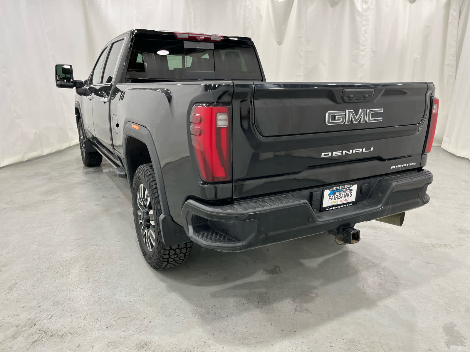 Certified 2024 GMC Sierra 3500 Denali Ultimate image 3