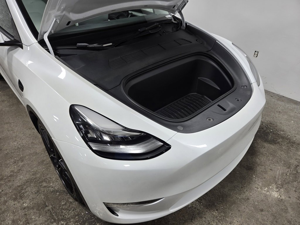 Used 2023 Tesla Model Y Long Range image 60