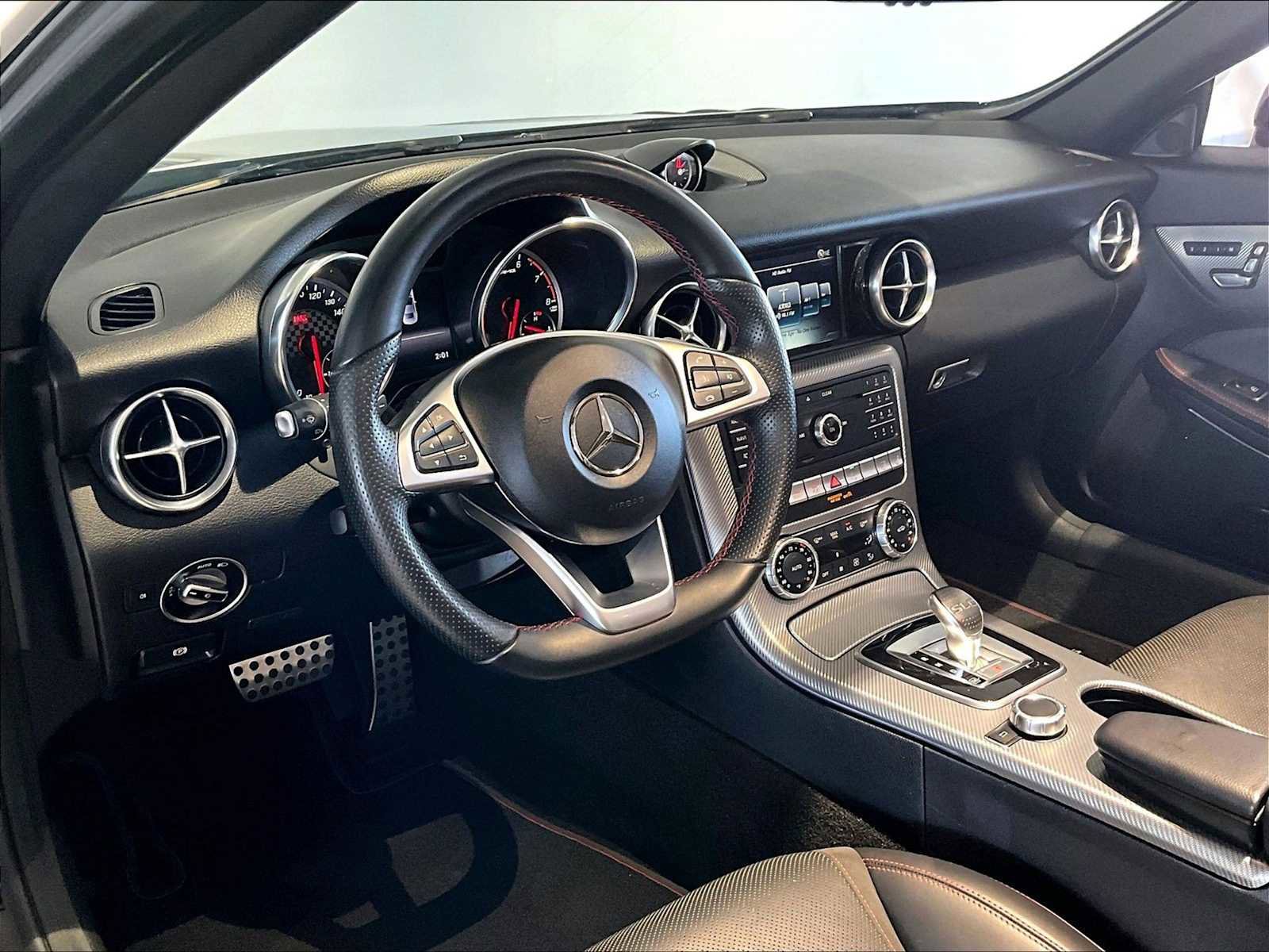 Used 2017 Mercedes-Benz SLC 43 AMG image 7