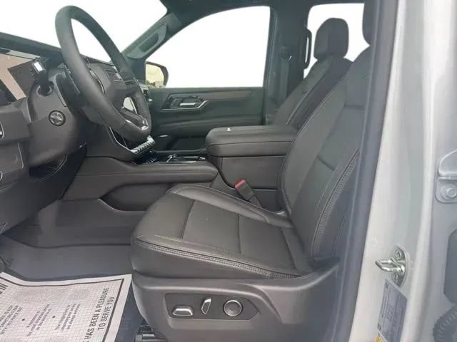New 2026 GMC Yukon XL Denali w/ Sun & Power Step Package AWD/4WD image 9