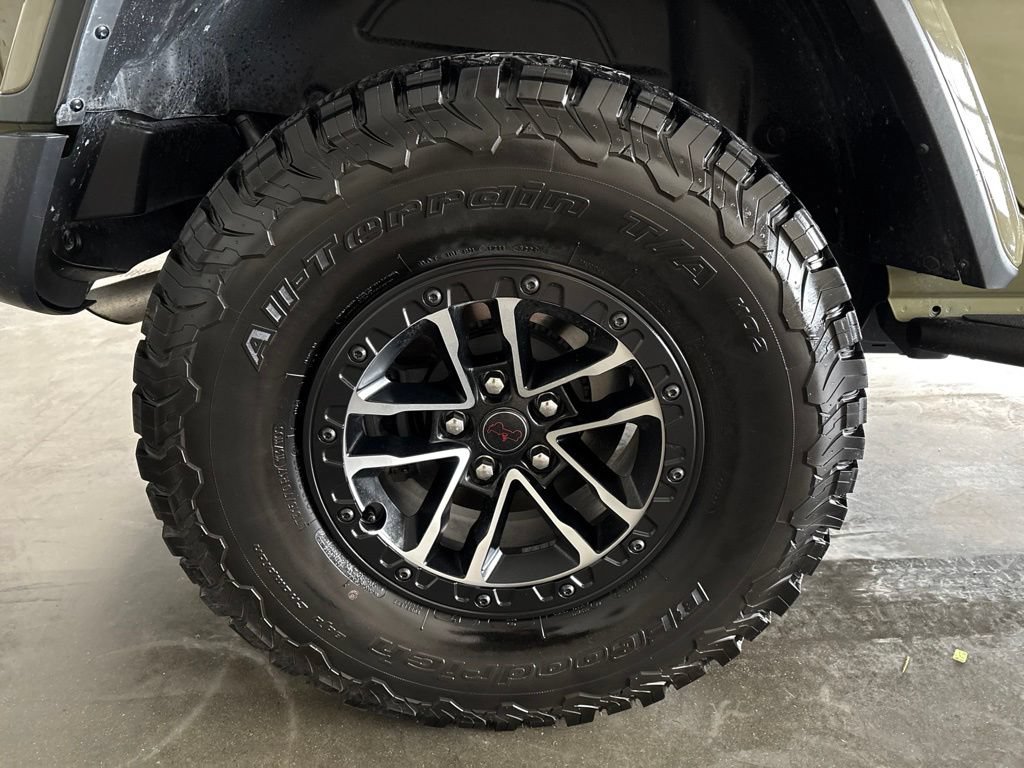 Used 2025 Jeep Wrangler Unlimited Rubicon AWD/4WD image 22