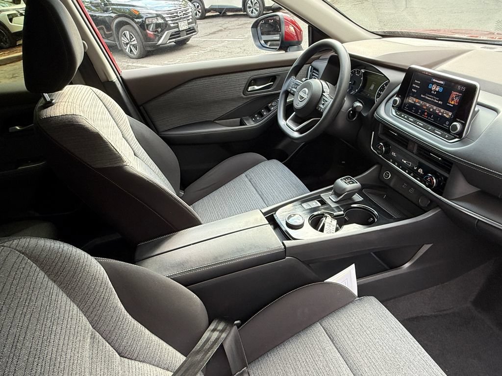 Used 2023 Nissan Rogue SV AWD/4WD image 26