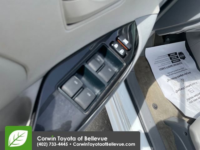 Used 2013 Toyota Sienna LE FWD image 11