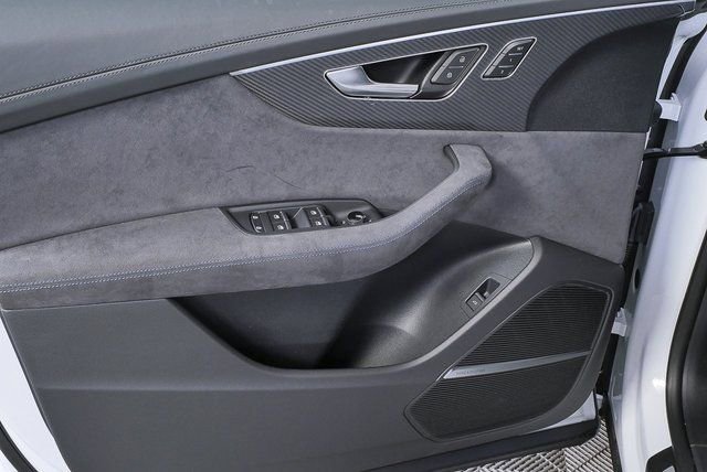 New 2026 Audi RS Q8 performance image 6