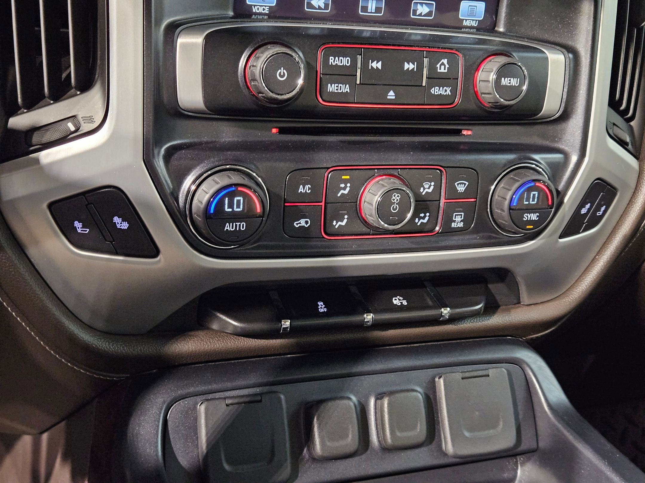 Used 2014 GMC Sierra 1500 SLE w/ SLE Value Package image 30