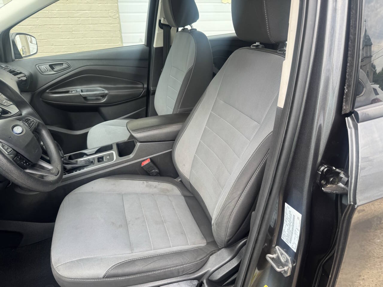 Used 2017 Ford Escape S FWD image 4