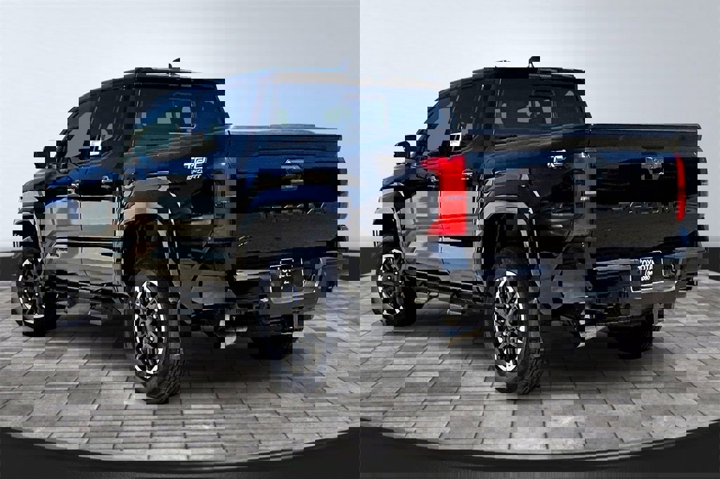 New 2025 Toyota Tacoma TRD Sport image 3