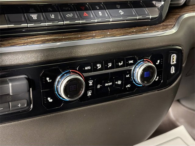 Used 2025 GMC Sierra 2500 SLE image 14