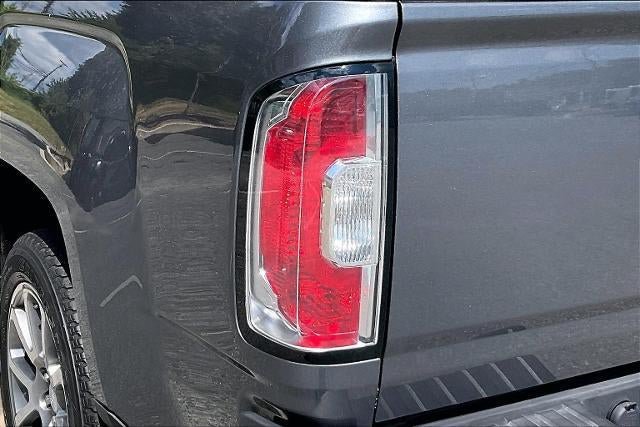Used 2022 GMC Canyon Denali AWD/4WD image 24