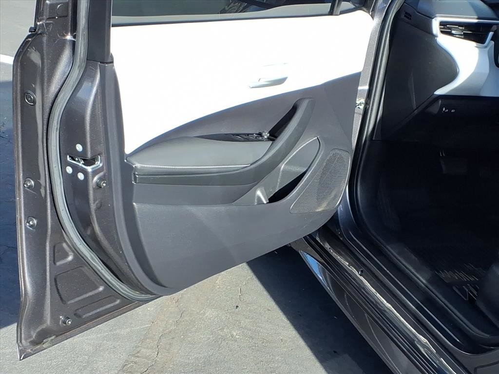 Certified 2024 Toyota Corolla SE w/ SE Package image 13