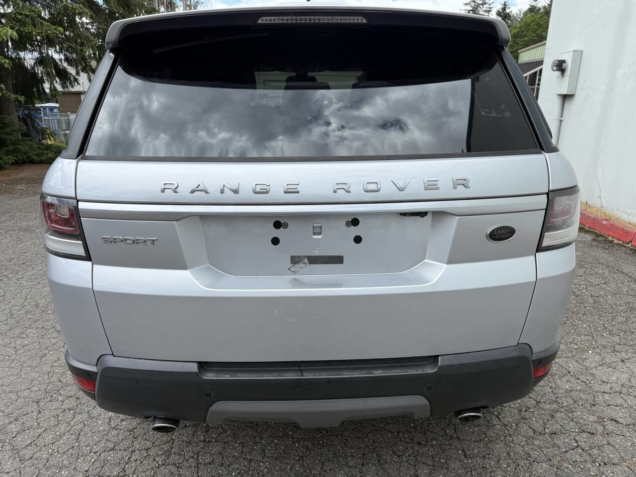 Used 2016 Land Rover Range Rover Sport SE AWD/4WD image 27
