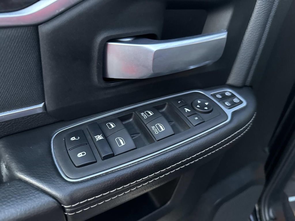 Used 2024 RAM 2500 Big Horn w/ Bed Utility Group image 26