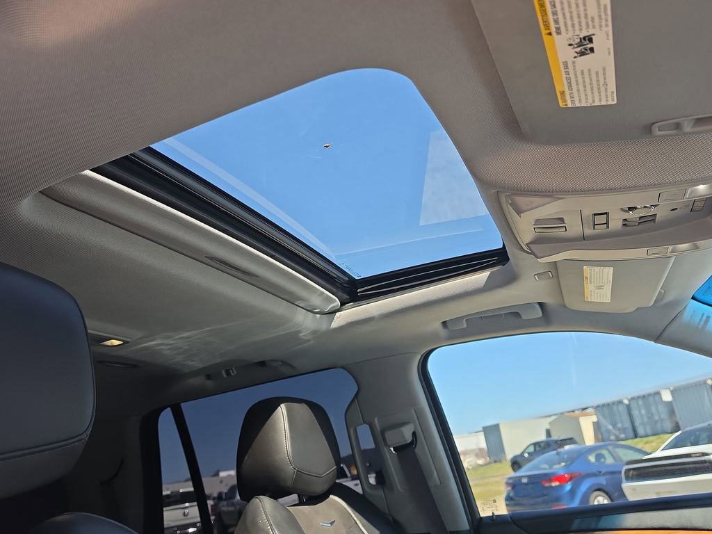 Used 2017 Cadillac Escalade Luxury image 6