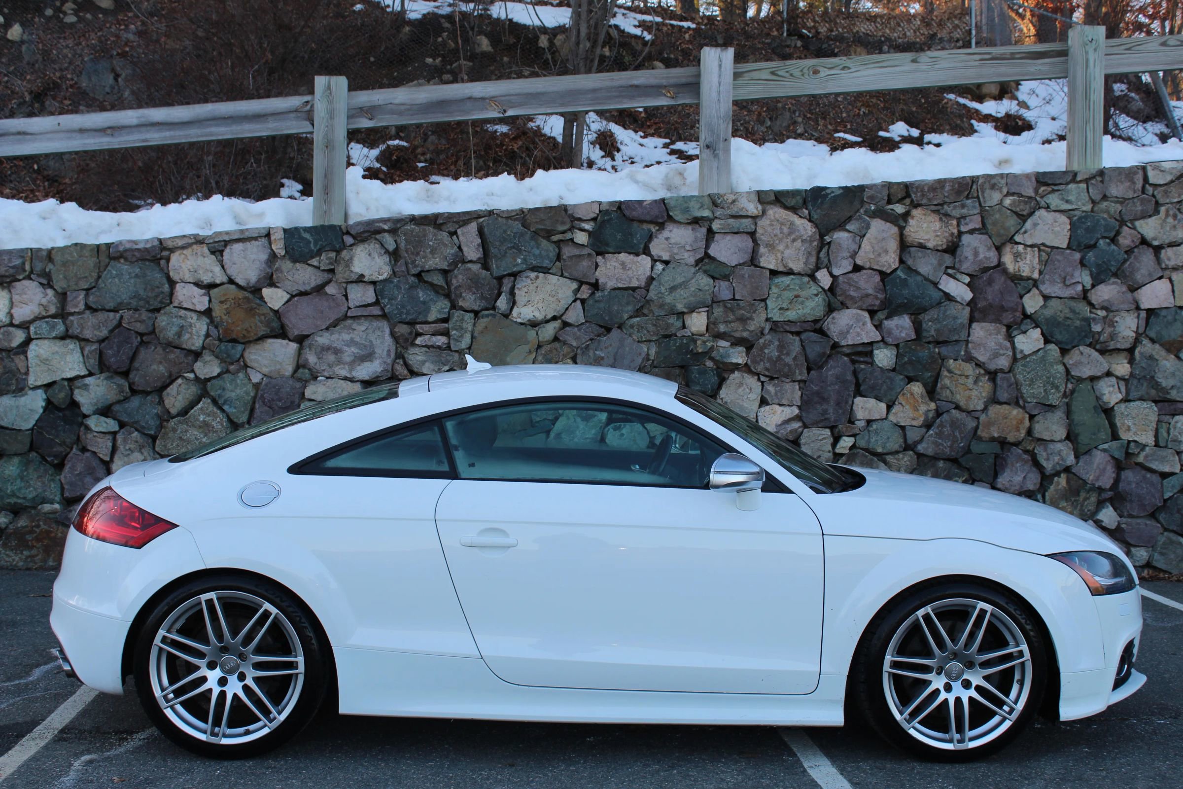 Used 2009 Audi TTS 2.0T Coupe AWD/4WD image 5