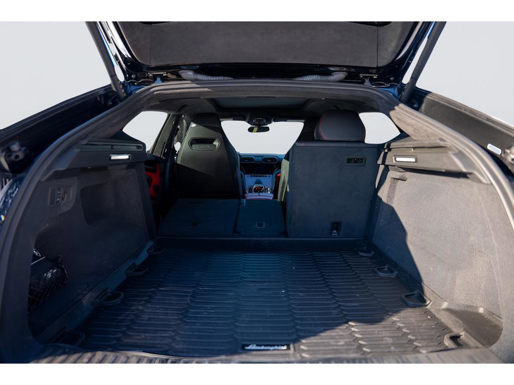Used 2022 Lamborghini Urus image 15