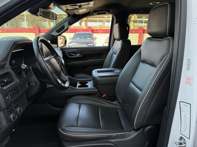 Used 2023 Chevrolet Suburban Premier AWD/4WD image 27