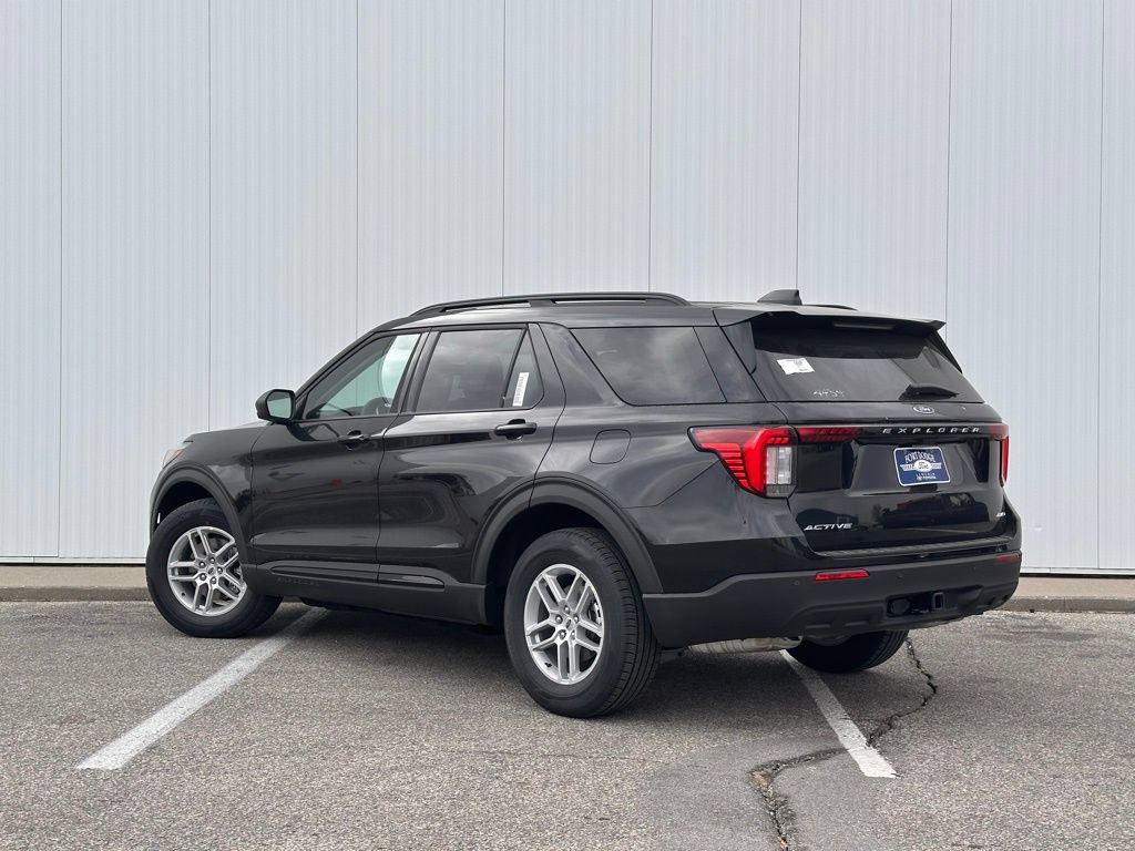 New 2026 Ford Explorer Active AWD/4WD image 3