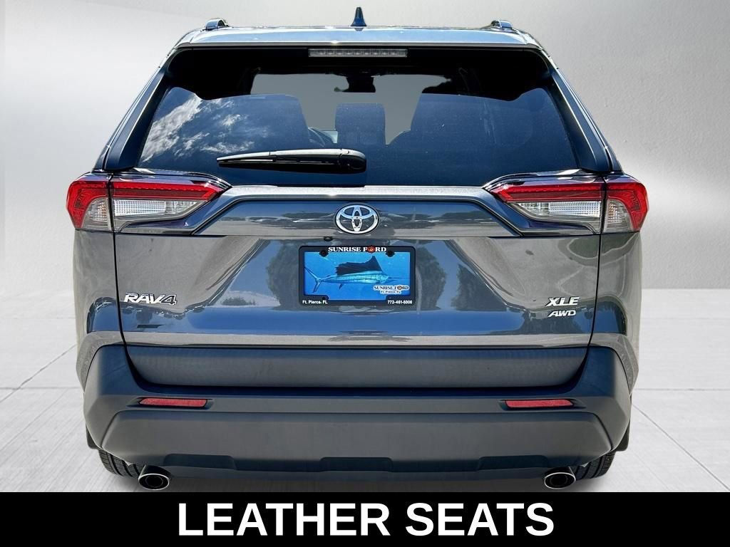 Used 2023 Toyota RAV4 XLE Premium image 6