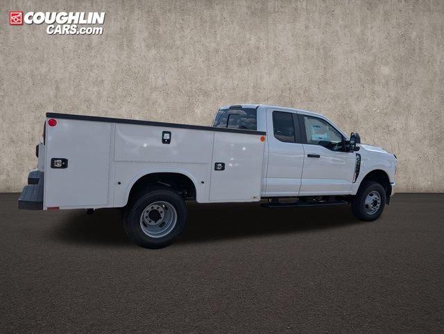 New 2026 Ford F350 XL w/ XL Chrome Package AWD/4WD image 9