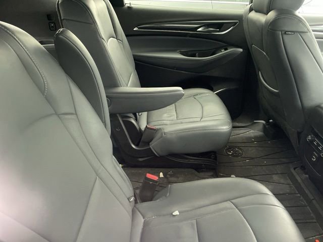 Used 2023 Buick Enclave Essence FWD image 8