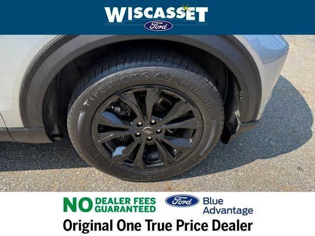 Certified 2022 Ford Explorer XLT w/ Equipment Group 202A AWD/4WD image 42