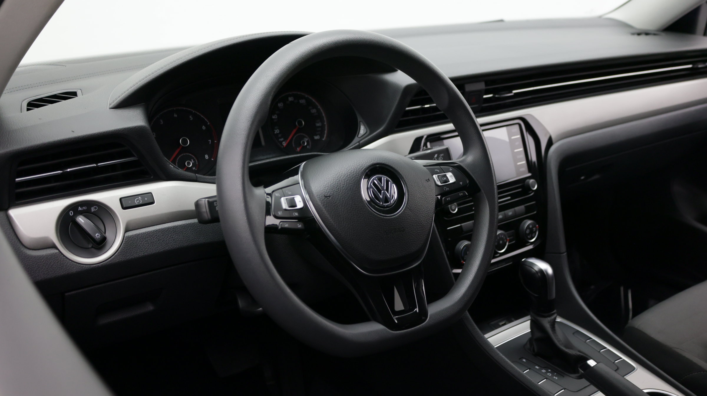 Used 2020 Volkswagen Passat 2.0T S FWD image 8