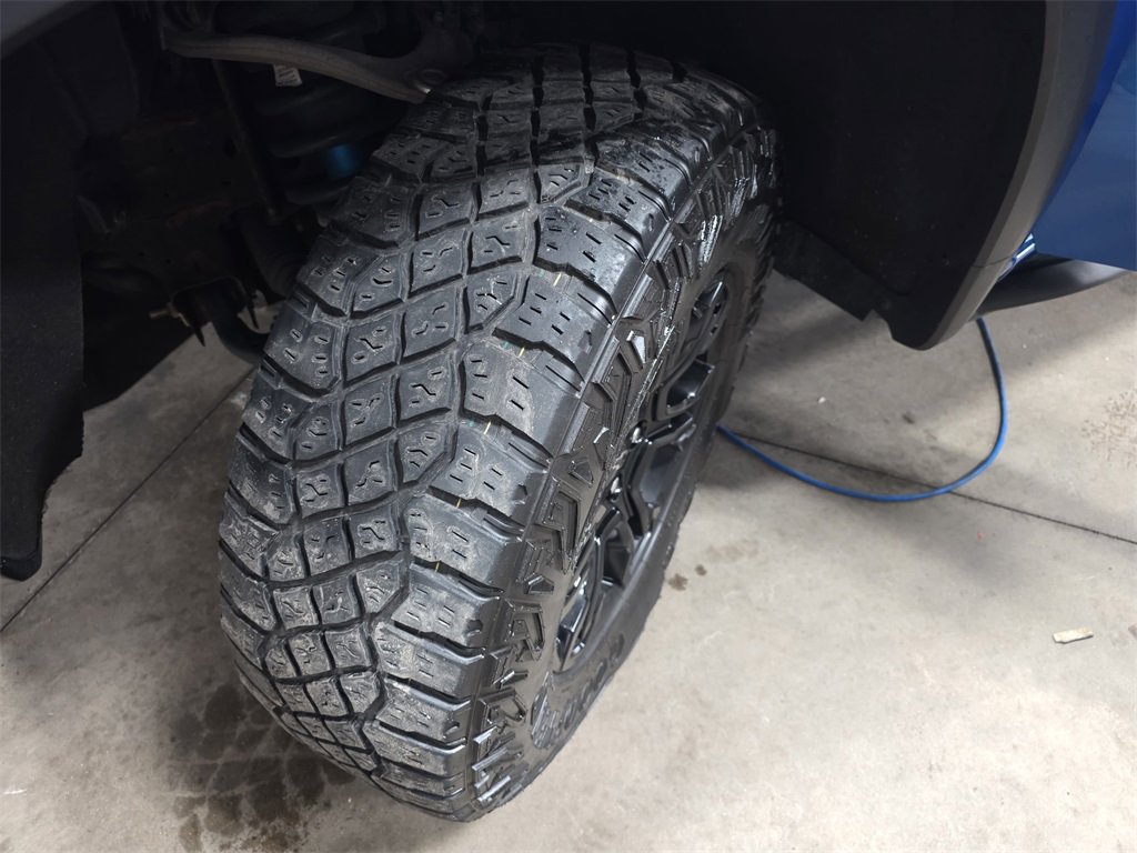 Certified 2022 Chevrolet Silverado 1500 ZR2 w/ Technology Package image 31