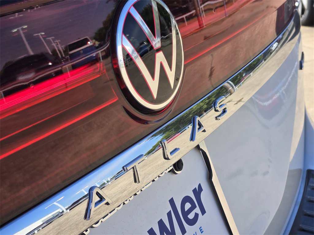 New 2026 Volkswagen Atlas SE image 7