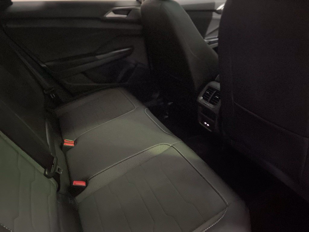 New 2026 Volkswagen Taos SE AWD/4WD image 7
