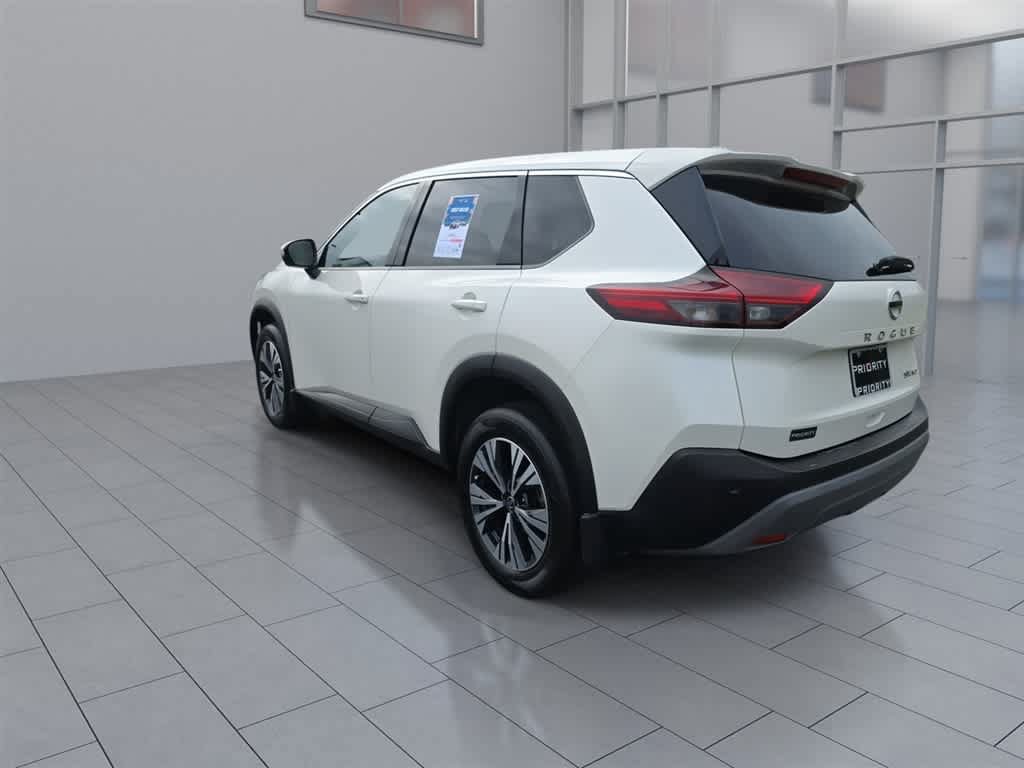 Used 2021 Nissan Rogue SV AWD/4WD image 7