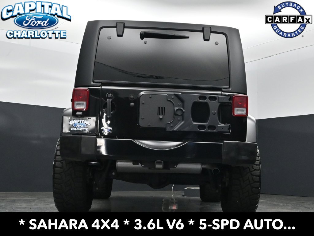 Used 2017 Jeep Wrangler Sahara w/ Connectivity Group AWD/4WD image 21