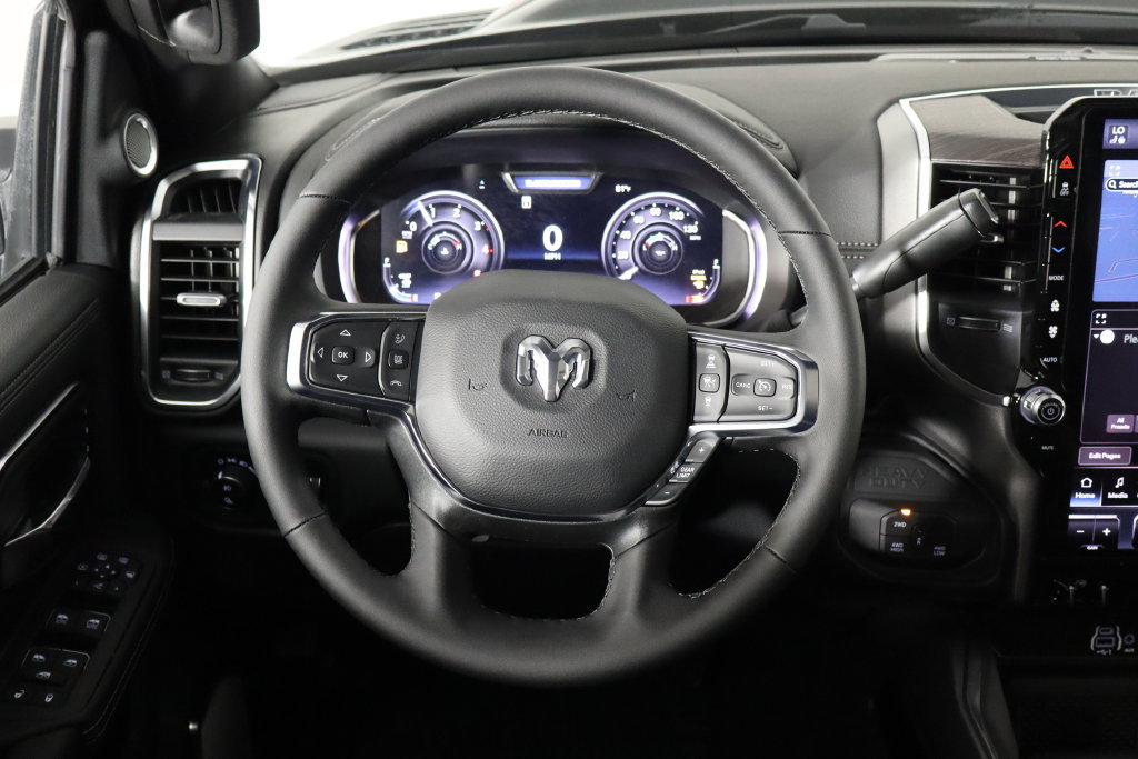 New 2026 RAM 2500 Laramie AWD/4WD image 7