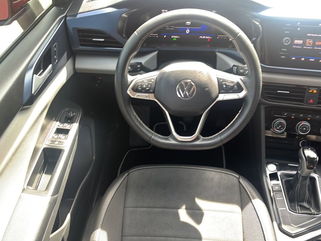 Used 2023 Volkswagen Taos SE FWD image 18