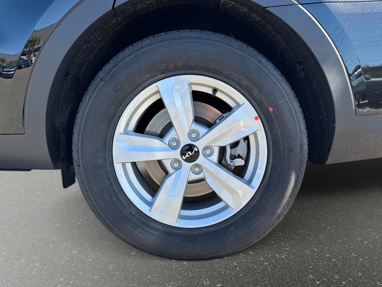 New 2026 Kia Sorento LX FWD image 9