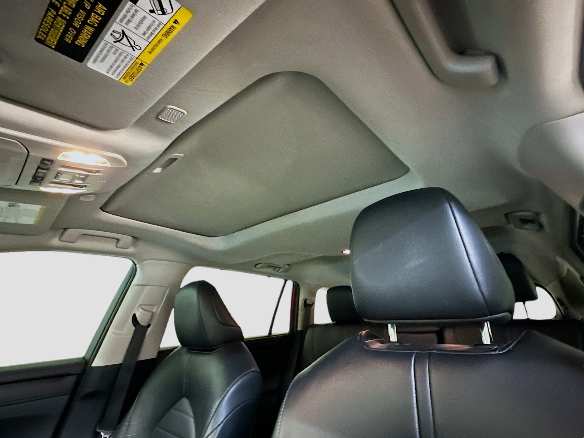 Used 2023 Toyota Highlander XLE image 27