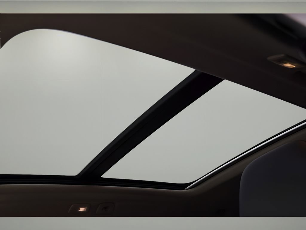 Certified 2025 Volvo XC40 B5 Ultra w/ Protection Package Premier image 10