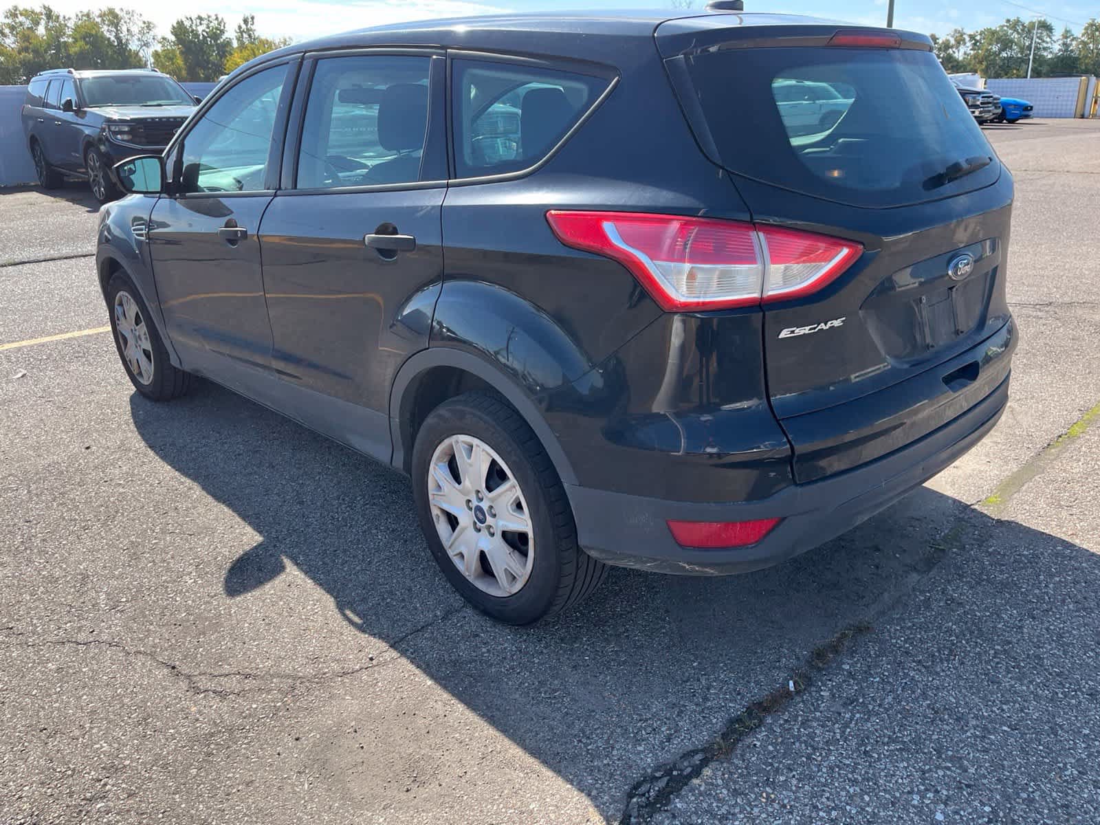 Used 2016 Ford Escape S FWD image 9