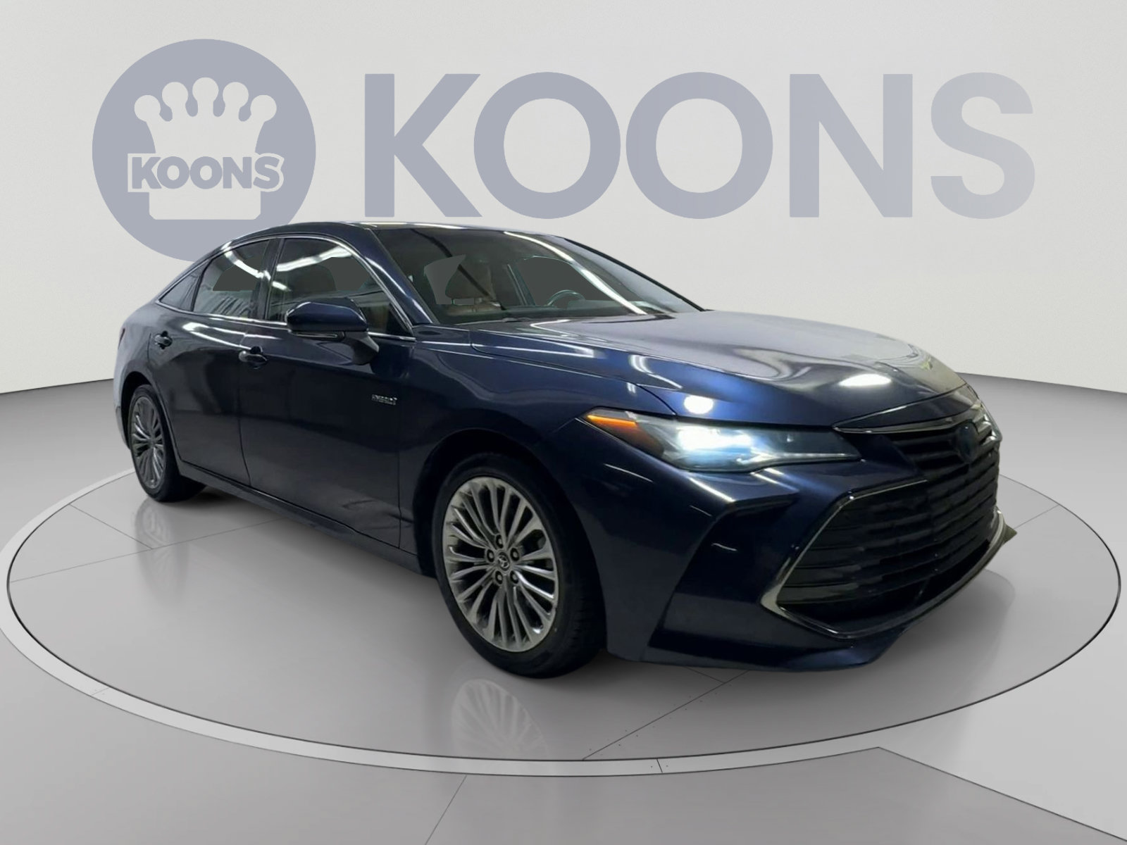 Used 2020 Toyota Avalon Limited w/ Advanced Safety Package FWD image 2