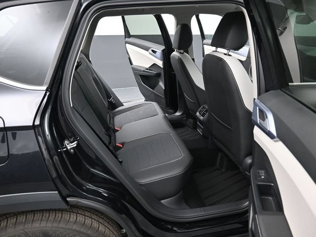 New 2026 Volkswagen Taos SE AWD/4WD image 13