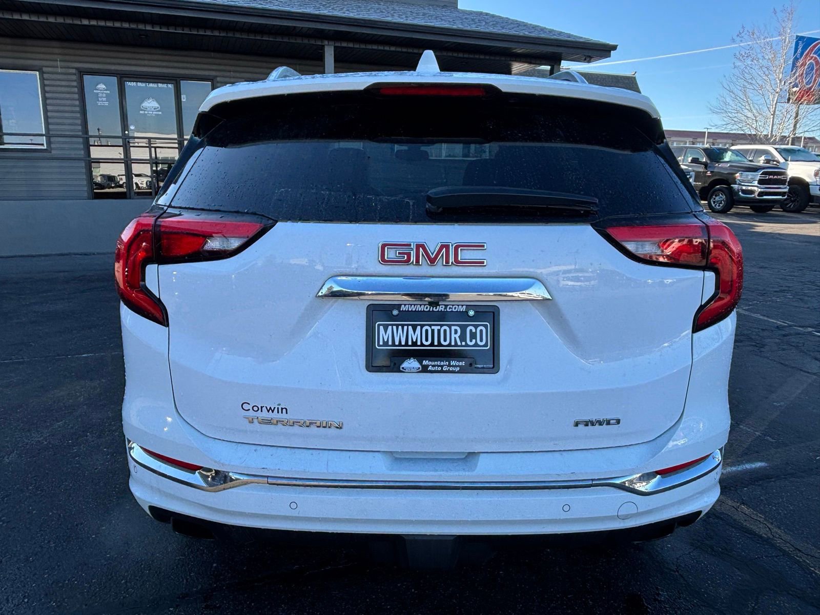 Used 2018 GMC Terrain Denali image 4