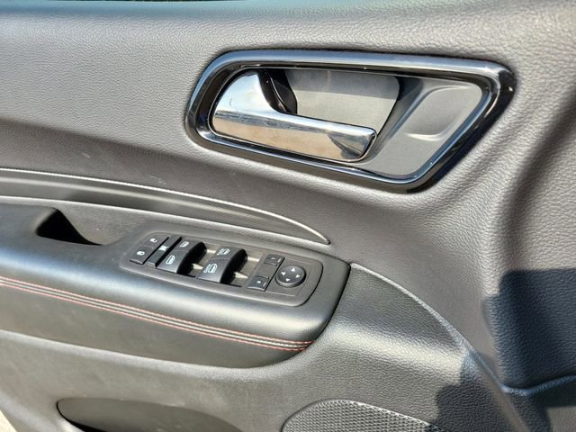 Used 2025 Dodge Durango GT AWD/4WD image 12