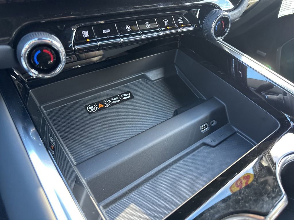 New 2026 Chevrolet Suburban RST w/ RST Capability Package image 63