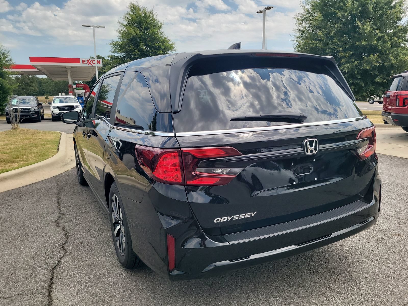 New 2026 Honda Odyssey EX-L image 5