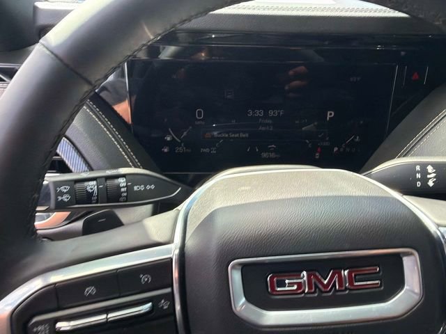 Used 2025 GMC Yukon Elevation image 28